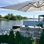 In Mit Terrasse Und Garten By Interhome *