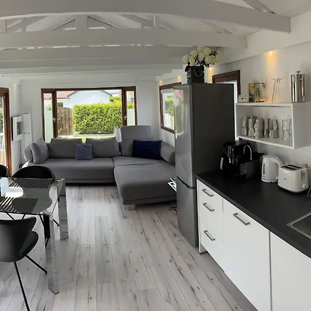 Casa vacanze In Wervershoof Mit Terrasse Und Garten By Interhome Wervershoof