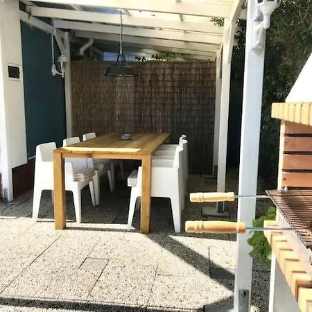 In Mit Terrasse Und Garten By Interhome Дом отдыха