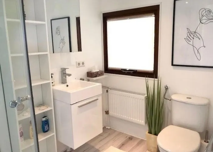 In Wervershoof Mit Terrasse Und Garten By Interhome *