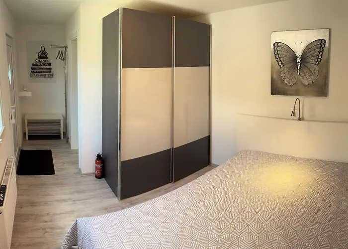 In Wervershoof Mit Terrasse Und Garten By Interhome Holiday home *