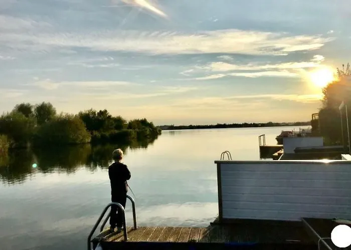 Holiday home In Wervershoof Mit Terrasse Und Garten By Interhome Wervershoof