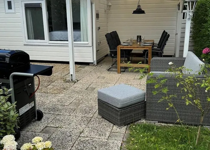 In Wervershoof Mit Terrasse Und Garten By Interhome Holiday home